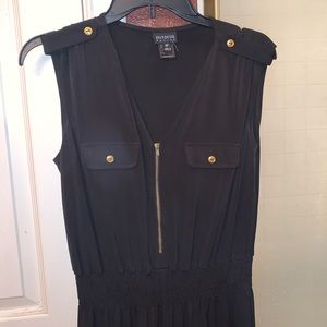 Black jumpsuit with gold accents 🖤